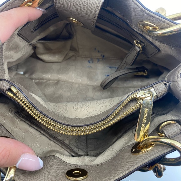 Michael Kors Cynthia Sm Leather Satchel - Picture 6 of 6